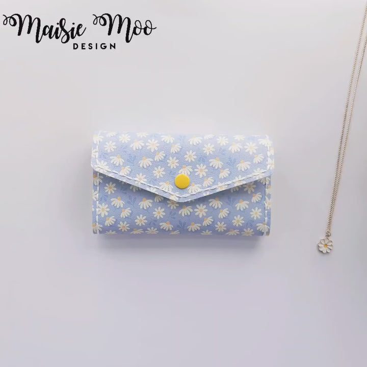 Travel Jewelry Pouch Faux Leather Crafts for Cricut and Silhouette by Maisie Moo Design