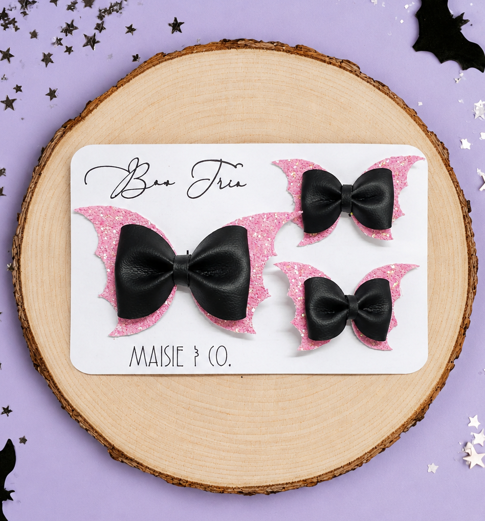 The Bat Pinch Bow – A Halloween Favorite
