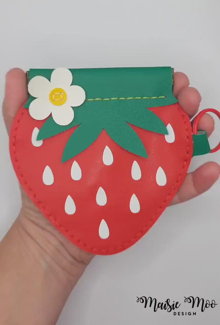 Strawberry Flex Frame Coin Purse SVG, Summer Bag Sewing Pattern, Faux Leather Pinch Purse for Cricut